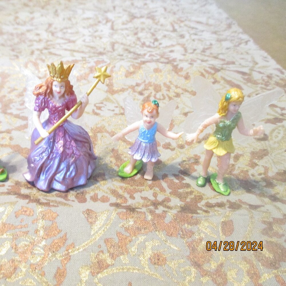 4 FAIRY FANTASIES by Safari Ltd TOYS Fairies BUTTERCUP, IRIS, DAISY & ROSE QUEEN